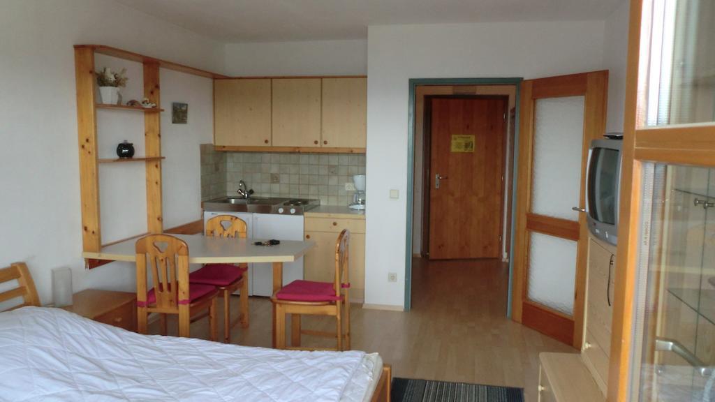 Apartment Margret Im Haus Sonnleitn Sonnenalpe Nassfeld Δωμάτιο φωτογραφία